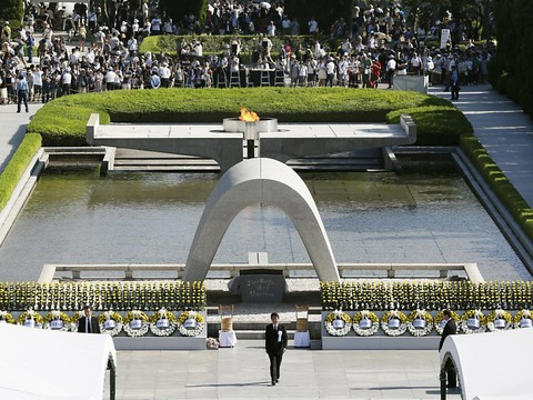 Le Japon commémore le bombardement atomique d'Hiroshima