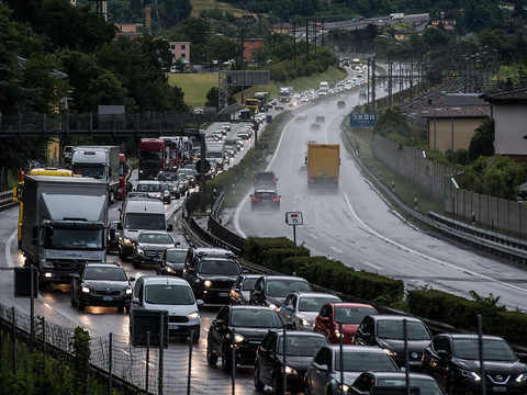 BMW veut une contribution étrangère à la lutte antipollution