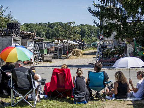 Des manifestants devant la ferme de Hefenhofen (TG)