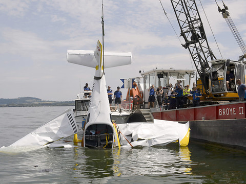 Crash d'un avion sur le lac de Neuchâtel: un malaise comme piste