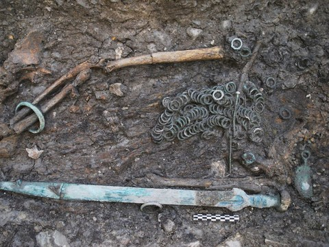 Tombes celtiques exceptionnelles mises au jour à Sion