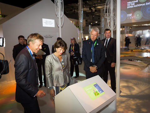 Doris Leuthard au Kazakhstan pour l'Expo 2017 sur l'énergie du futur