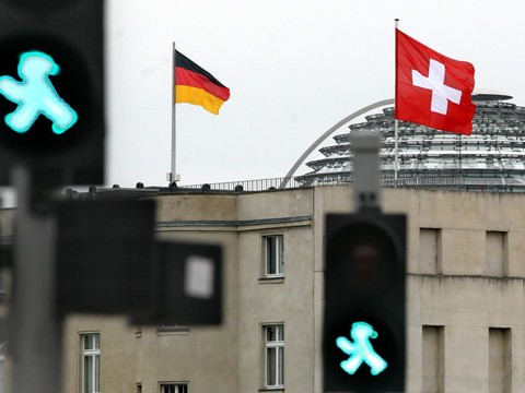 Le parquet allemand met en accusation le Suisse pour espionnage