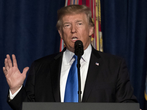 Trump appelle à 