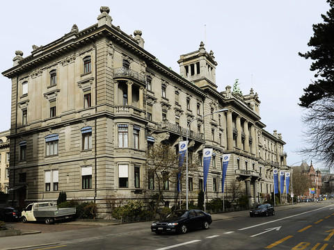 Le groupe Zurich prévoit des suppressions d'emplois à son siège