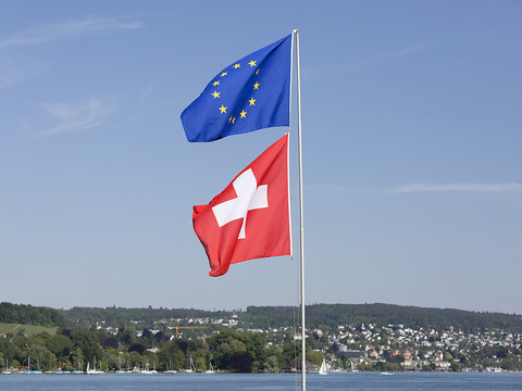 Retour des chercheurs suisses dans deux programmes européens