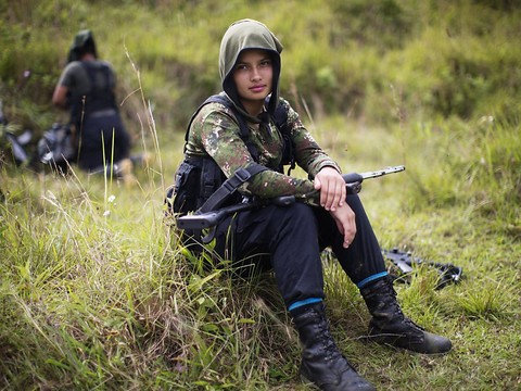 Colombie: les rebelles des FARC passent des armes à la lutte politique