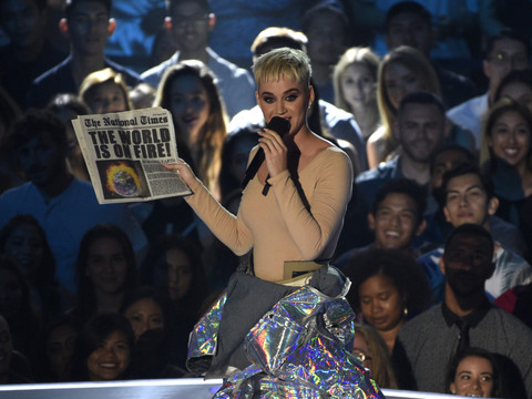 Vent de politique à la grand-messe des prix vidéo de MTV