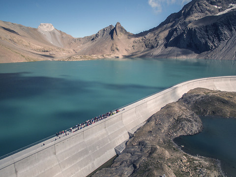 Les cantons alpins rejettent une baisse de la redevance hydraulique