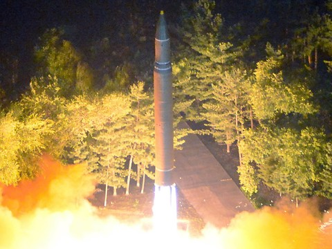 La Corée du Nord tire un projectile, d'un type non identifié