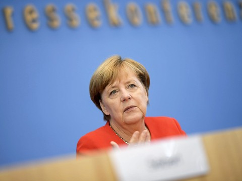 La Pologne s'invite à la conférence annuelle d'Angela Merkel
