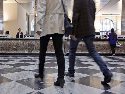 La gestion de fortune en Suisse croît mais l'emploi bancaire recule