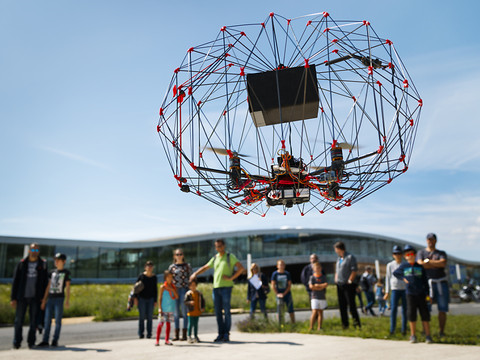 De drôles d'engins volants dans le ciel de l'EPFL