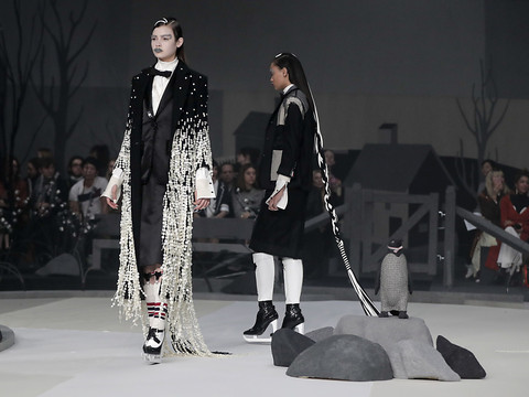 LVMH et Kering bannissent les mannequins trop maigres