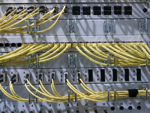 Les consommateurs des télécoms doivent être mieux protégés