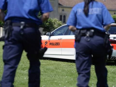 Les polices zurichoises recherchent un individu suspect