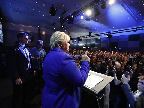 Législatives: la droite norvégienne arrache une victoire étriquée