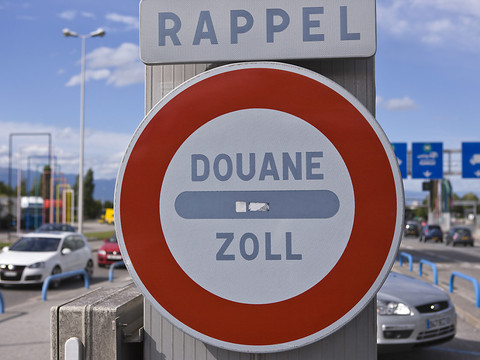 Les déclarations à la douane pourront être faites par smartphone