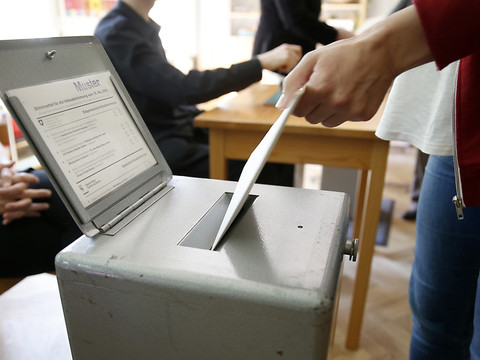Les communes veulent disposer du droit de référendum