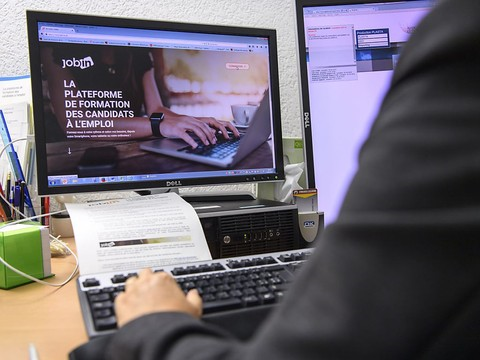 Genève lance une formation en ligne pour faciliter les recherches