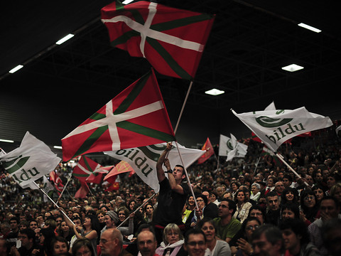 Madrid renonce à demander l'extradition de la militante basque