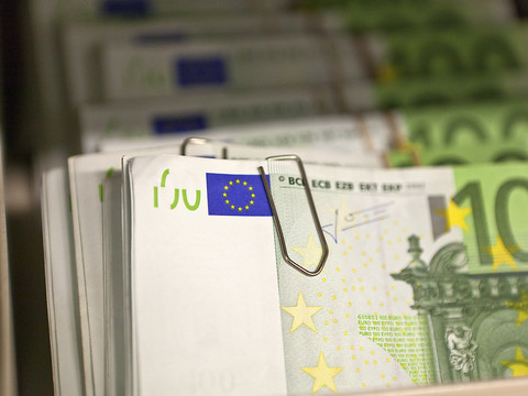 Des dizaines de milliers d'euros jetés dans des toilettes à Genève