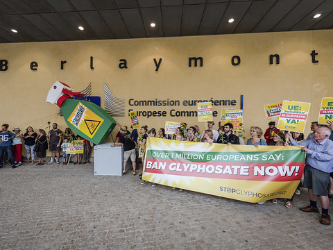 Une agence de l'UE défend son rapport sur le glyphosate