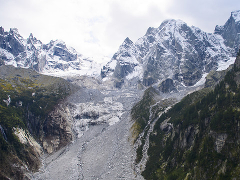 Nouvelles chutes de roche sur le Val Bregaglia (GR)
