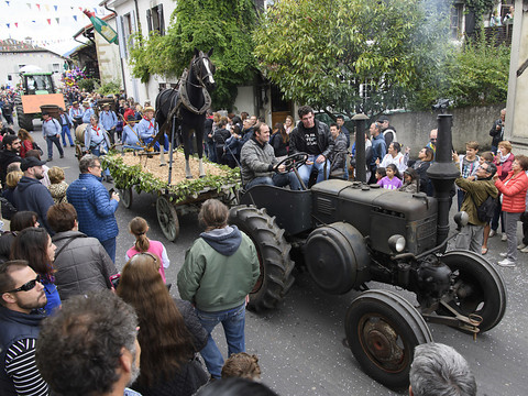 La Fête des vendanges a attiré 40'000 personnes à Russin (GE)
