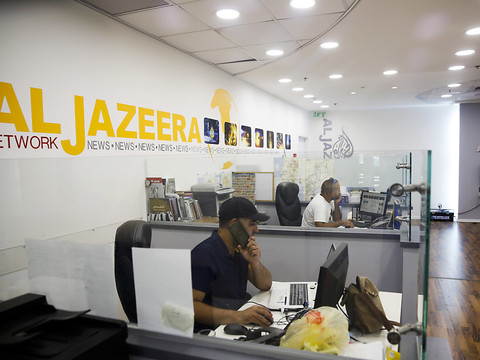 Boycott du Qatar: Snapchat coopère avec Ryad, Al-Djazira furieuse