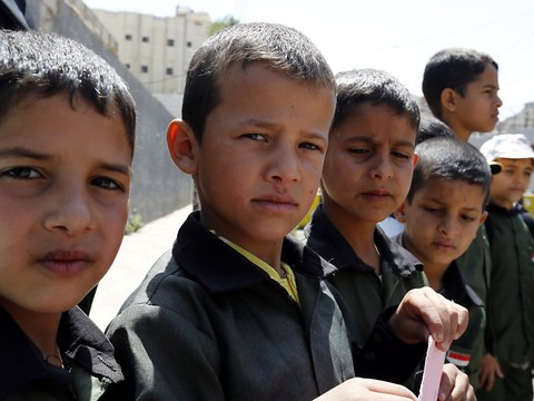 Un bombardement fait de nouvelles victimes parmi des enfants au Yémen