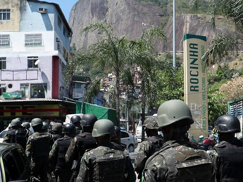 Rio retrouve un semblant de calme après une semaine d'affrontements