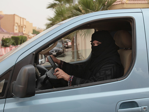 L'Arabie saoudite va autoriser les femmes à conduire