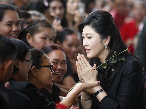 L'ex-première ministre de Thaïlande condamnée