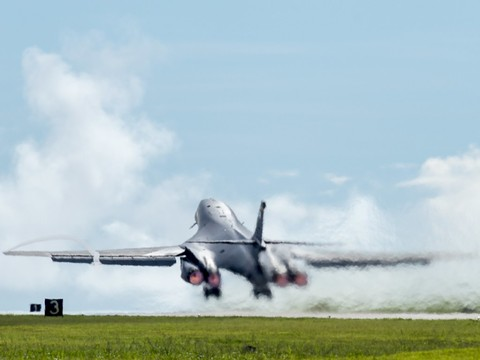 Des bombardiers américains ont survolé la péninsule coréenne