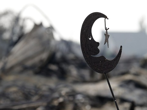 Les incendies continuent de s'étendre en Californie