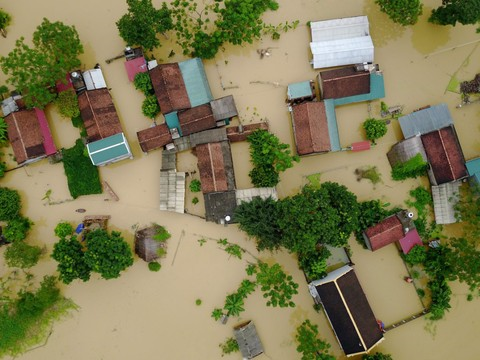 Inondations au Vietnam: bilan porté à 54 morts et 39 disparus
