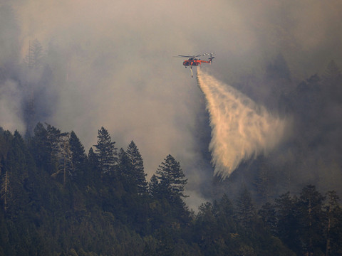 Le bilan des incendies en Californie s'alourdit: 40 morts