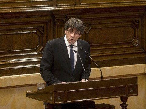 Catalogne: Puigdemont propose un délai de deux mois pour négocier