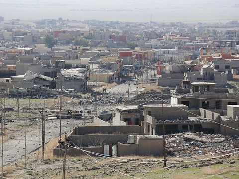 Une milice yazidie reprend Sindjar, dans le nord de l'Irak, après le retrait kurde