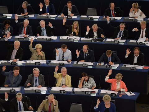 Le Parlement européen pour la disparition du glyphosate dans l'UE