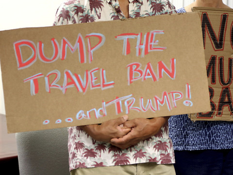 Trump impose de nouveaux obstacles aux réfugiés venant de 11 pays