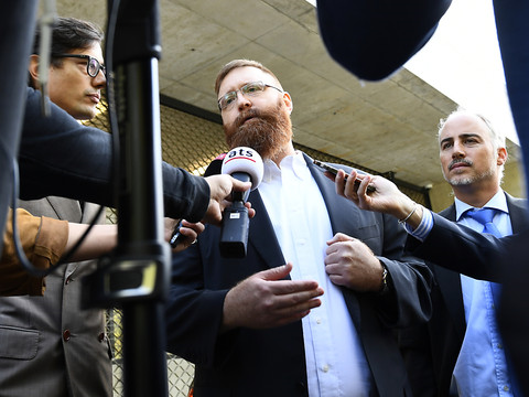 Le troisième procès d'Erwin Sperisen reporté de six mois
