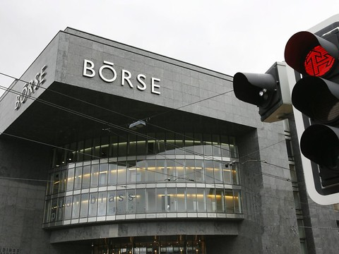 Les entreprises cotées au SMI pas assez transparentes sur leurs dons aux partis