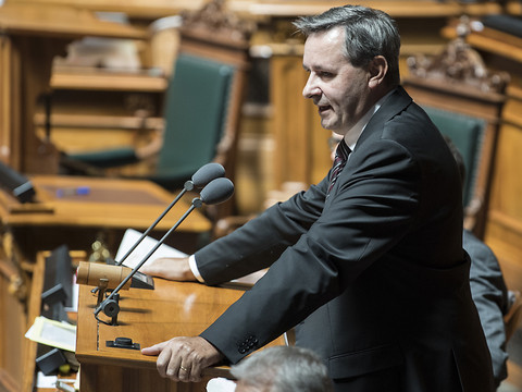 Werner Salzmann candidat à la présidence du groupe UDC