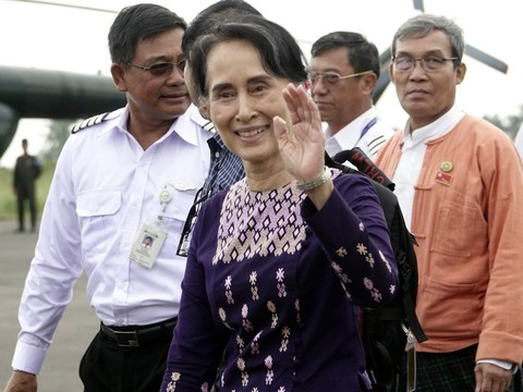 Crise des Rohingyas: visite de Suu Kyi dans la zone du conflit