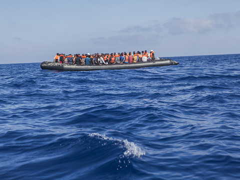 Des migrants qui voulaient atteindre l'UE refoulés par la Libye