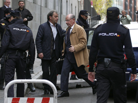 Bankia: l'ex-directeur du FMI Rato sera jugé pour escroquerie