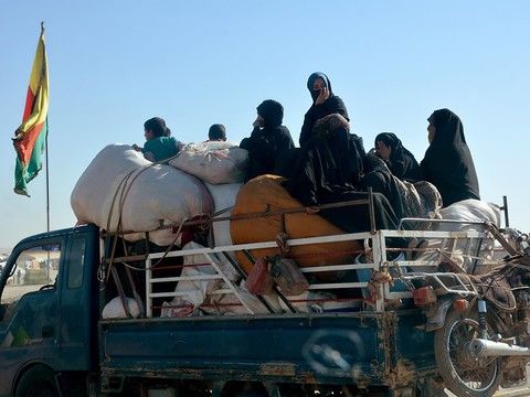 Vingt-six morts dans un attentat de l'EI contre des déplacés (OSDH)
