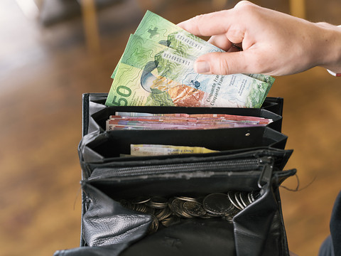 Un montant de 20 francs retenu dans la loi jurassienne